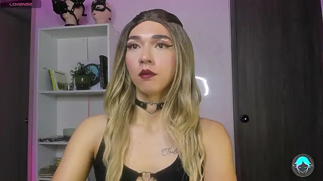 sofi elfqueen online show from 02.16.25