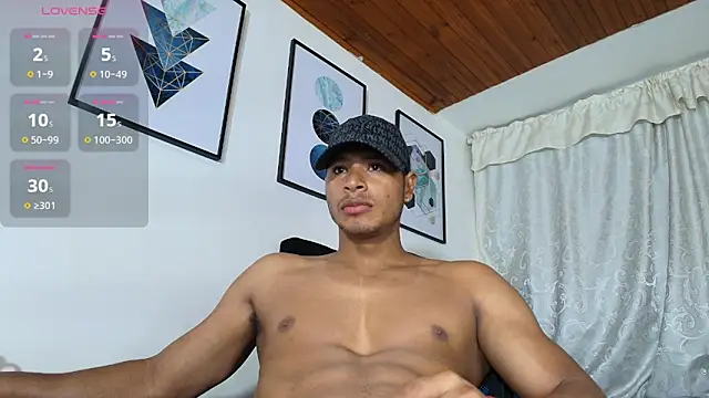 Snapshot of sam_her chatting on 11.15.25 sam her online show from 11.15.25