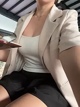 Jessical online show from 02.15.25