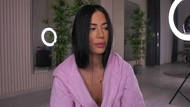 Abbela White online show from 02.13.25