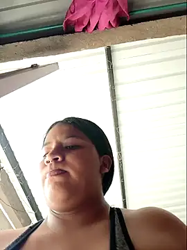 moncerrat luna online show from 12.18.24