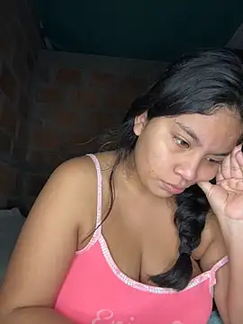 moncerrat luna online show from 01.24.25