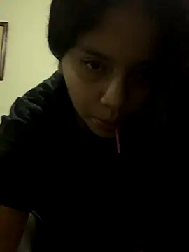 Snapshot of moncerrat_luna chatting on 11.04.25 moncerrat luna online show from 11.04.25