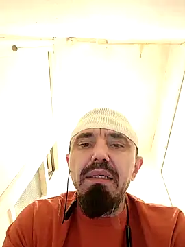 Snapshot of erbod_Johnny chatting on 03.25.26 erbod Johnny online show from 03.25.26