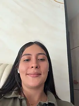 Snapshot of Sophie__Foxxx chatting on 06.01.26 Sophie Foxxx online show from 06.01.26