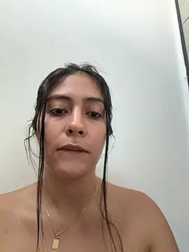 Snapshot of Sophie__Foxxx chatting on 07.25.26 Sophie Foxxx online show from 07.25.26