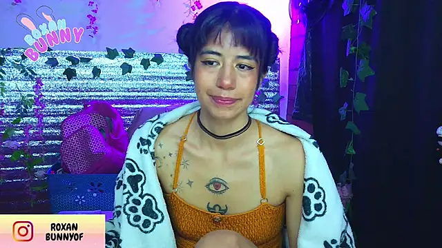 Roxanbunny1 online show from 02.07.26