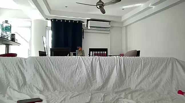 Snapshot of claudiacvc95 chatting on 02.09.25 claudiacvc95 online show from 02.09.25