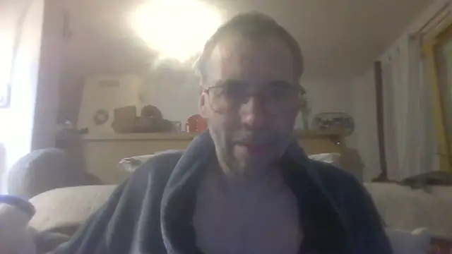 Snapshot of ptitcanard60600 chatting on 01.07.26 ptitcanard60600 online show from 01.07.26