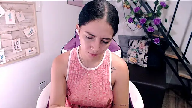 Snapshot of samantha_baby_ chatting on 05.07.26 samantha baby online show from 05.07.26