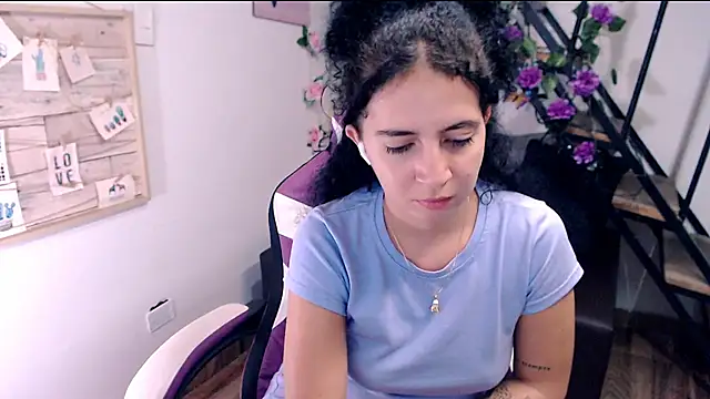 Snapshot of samantha_baby_ chatting on 05.11.26 samantha baby online show from 05.11.26