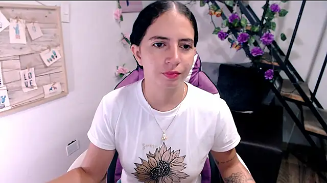 Snapshot of samantha_baby_ chatting on 05.19.26 samantha baby online show from 05.19.26