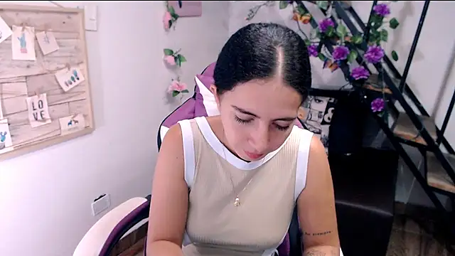 Snapshot of samantha_baby_ chatting on 05.24.26 samantha baby online show from 05.24.26