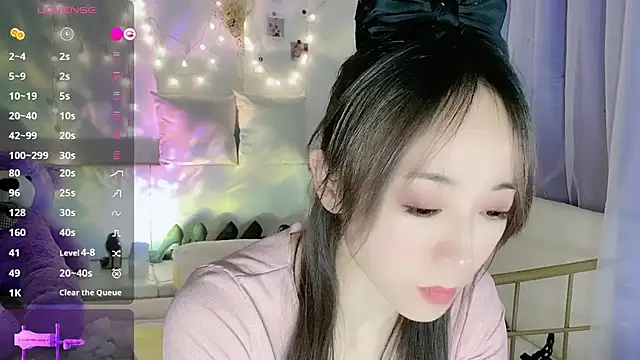 Snapshot of Southerly chatting on 02.25.25 Southerly online show from 02.25.25