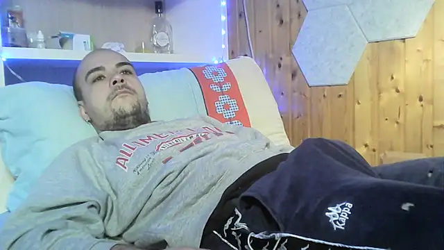 ItalianVinDiesel online show from 12.26.24