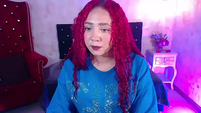 IsabelaLatina online show from 07.20.26