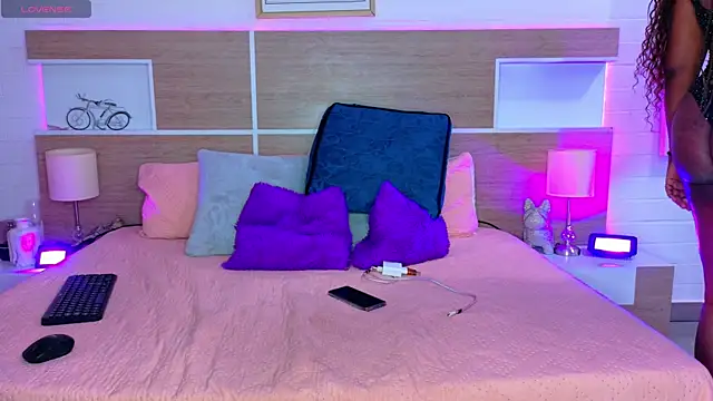 KAROL-SCOTT online show from 04.30.26