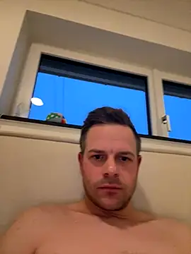 Danii0790 online show from 12.03.25