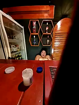 Evehampy online show from 03.18.25