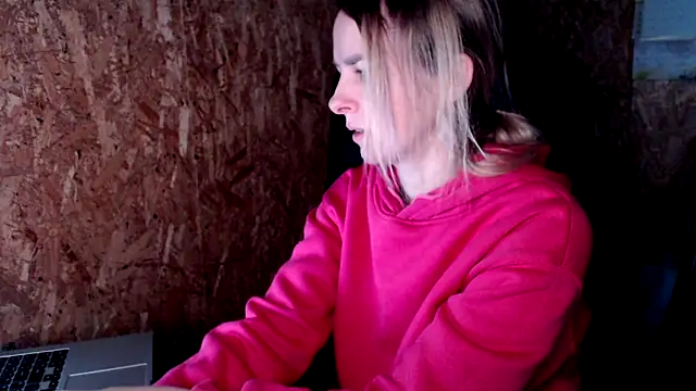 Snapshot of las_sweet chatting on 02.02.26 las sweet online show from 02.02.26