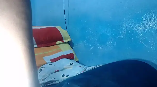 Snapshot of ebony_cristal1 chatting on 01.08.25 ebony cristal1 online show from 01.08.25