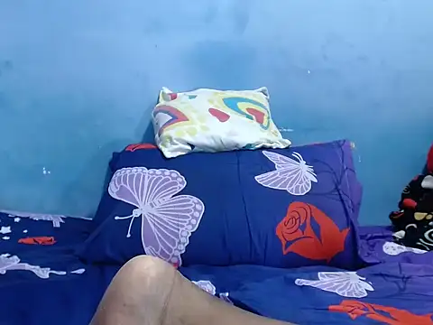 Snapshot of ebony_cristal1 chatting on 02.26.25 ebony cristal1 online show from 02.26.25