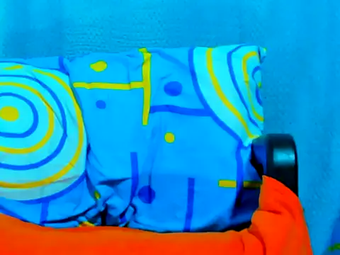 Snapshot of ebony_cristal1 chatting on 10.01.25 ebony cristal1 online show from 10.01.25