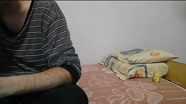 Snapshot of popperspair chatting on 01.18.26 popperspair online show from 01.18.26