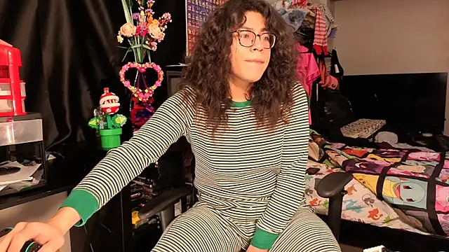 ShinyCherub online show from 02.28.25