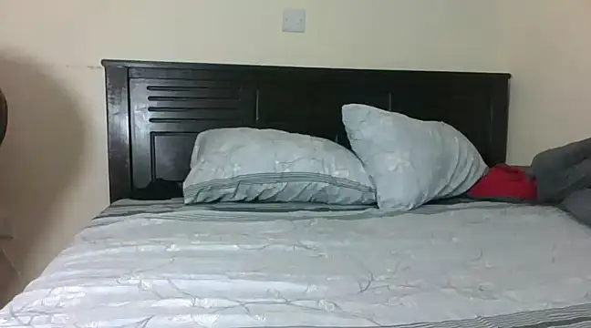 Darkberry online show from 03.16.25