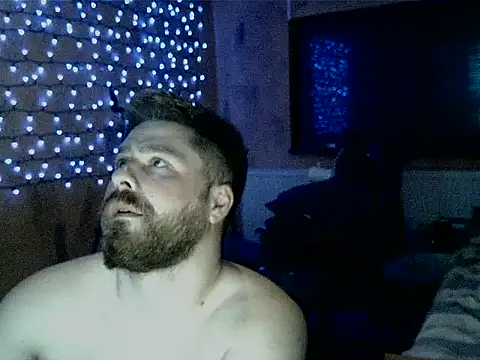 Snapshot of berisha_bezo chatting on 03.14.26 berisha bezo online show from 03.14.26