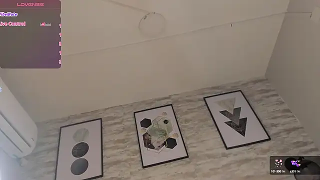 Snapshot of mia_slutty_ chatting on 01.21.25 mia slutty online show from 01.21.25