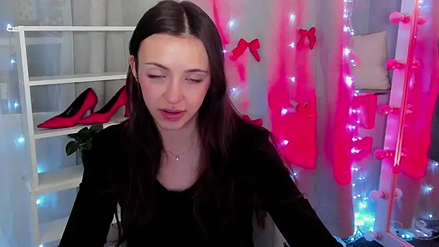 Snapshot of MipsyMipson chatting on 01.05.25 MipsyMipson online show from 01.05.25