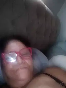 Snapshot of Delicy1 chatting on 01.14.25 Delicy1 online show from 01.14.25