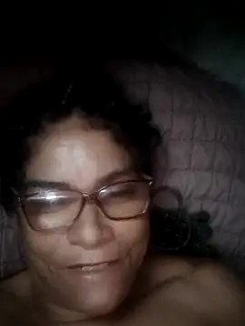 Snapshot of Delicy1 chatting on 02.24.25 Delicy1 online show from 02.24.25