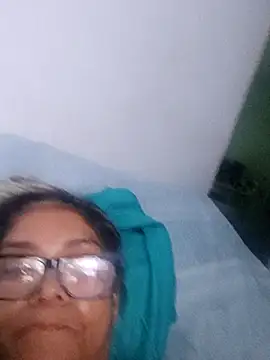 Snapshot of Delicy1 chatting on 03.15.25 Delicy1 online show from 03.15.25