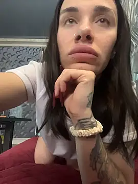 Snapshot of Queen_of_pain chatting on 02.24.26 Queen of pain online show from 02.24.26