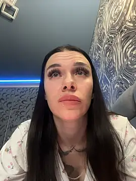 Snapshot of Queen_of_pain chatting on 03.06.26 Queen of pain online show from 03.06.26