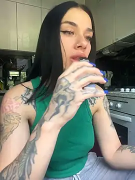 Snapshot of Queen_of_pain chatting on 07.19.26 Queen of pain online show from 07.19.26