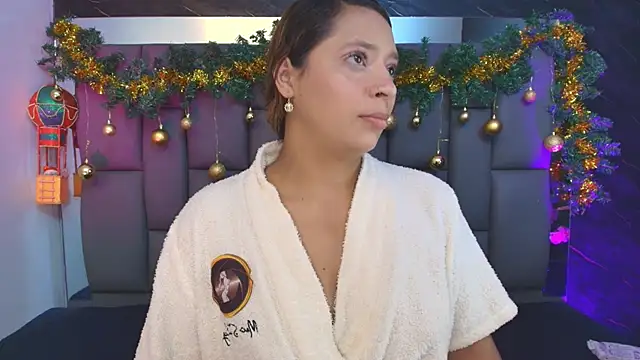  MiaBrown  online show from 12.18.25