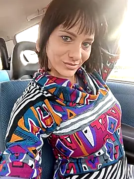 Emyly83 online show from 10.24.25