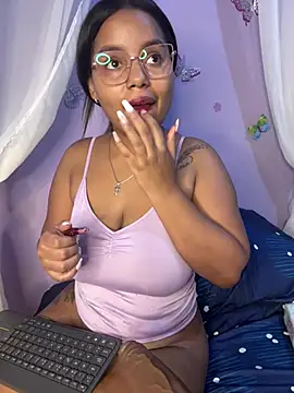Aleja DANS online show from 04.23.26