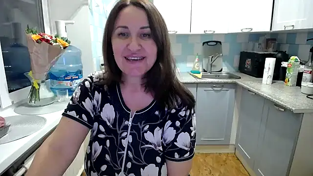 DonnaMagdalena online show from 12.28.24