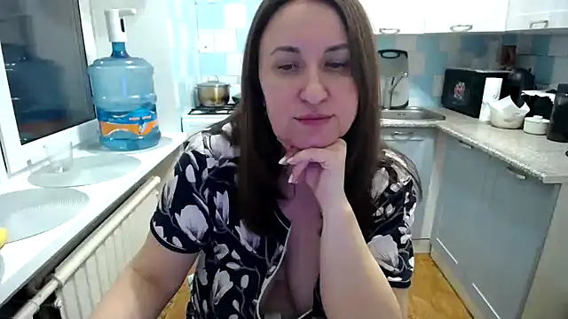 DonnaMagdalena online show from 03.03.25