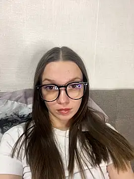 Snapshot of Tender-Mia chatting on 03.15.26 Tender-Mia online show from 03.15.26