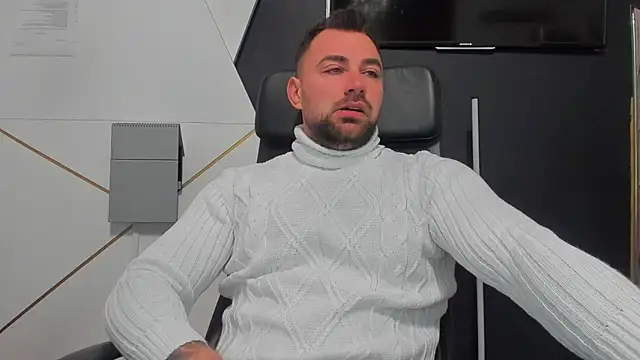 Snapshot of DuncanStone chatting on 01.19.26 DuncanStone online show from 01.19.26