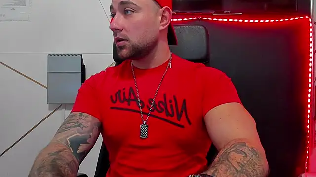 Snapshot of DuncanStone chatting on 02.20.26 DuncanStone online show from 02.20.26