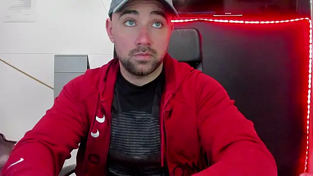 Snapshot of DuncanStone chatting on 03.04.26 DuncanStone online show from 03.04.26