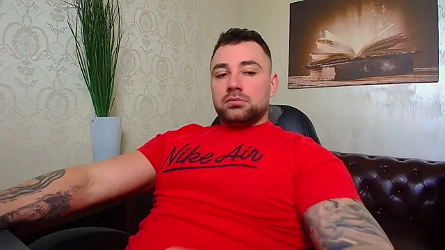 Snapshot of DuncanStone chatting on 03.15.26 DuncanStone online show from 03.15.26