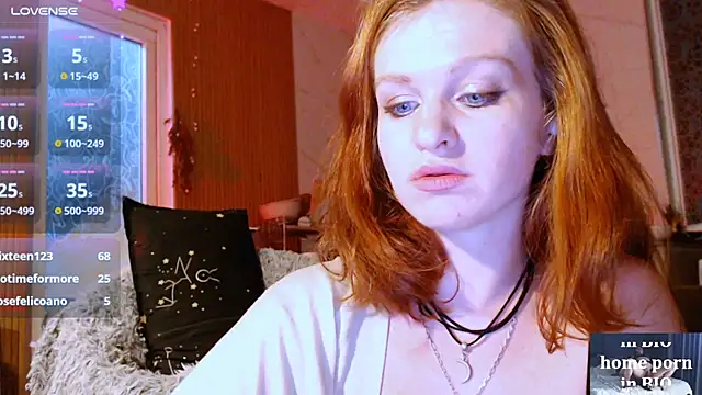 Cassie Wild online show from 09.28.25